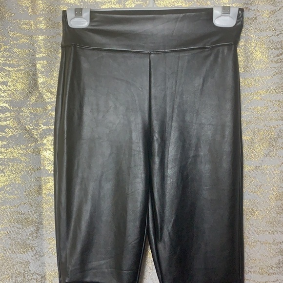 DYNAMITE Black Faux Leather Stretch Pants/Leggings Size XS - Picture 3 of 11